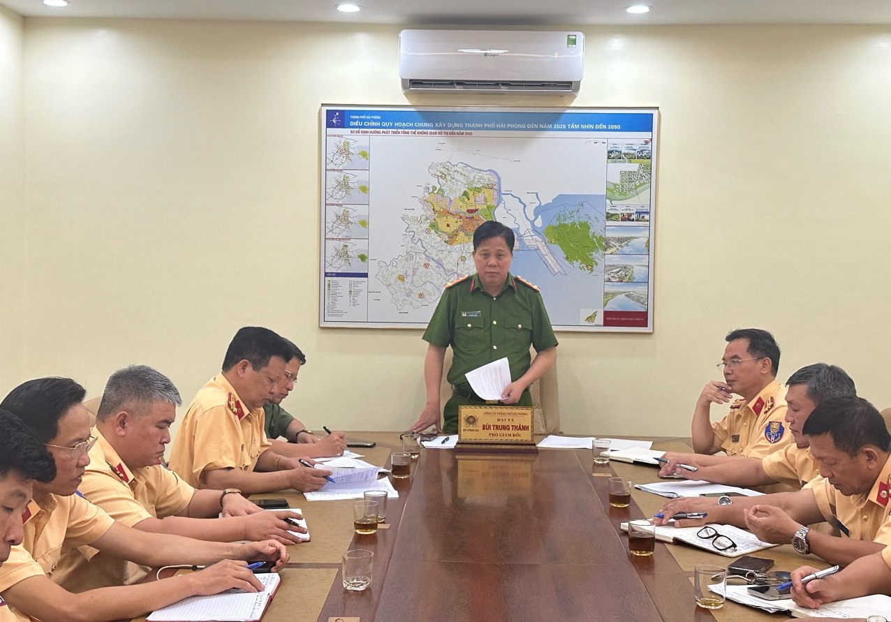 Công an thành phố tăng cường các biện pháp công tác  nhằm kéo giảm tai nạn giao thông trên địa bàn thành phố